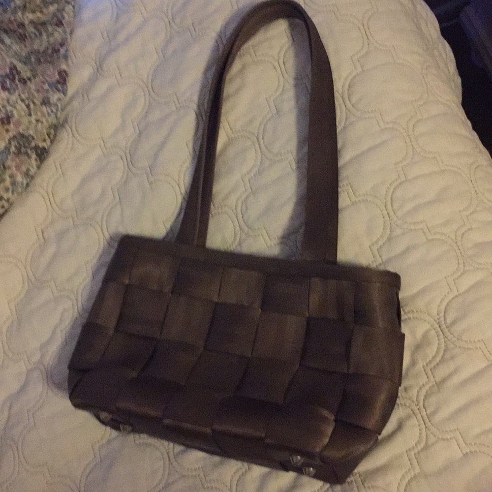 Original Harvey’s Seatbelt Bag in Buick Brown